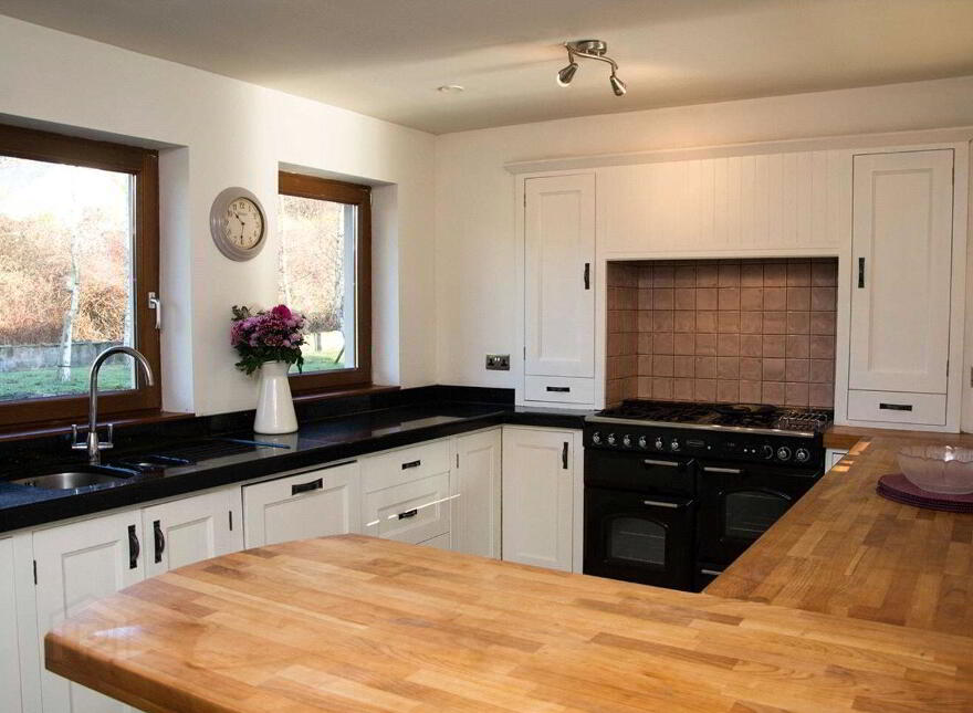 1 Cahir Lodges, Cahir, Tullig, V93W088