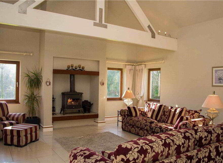 1 Cahir Lodges, Cahir, Tullig, V93W088