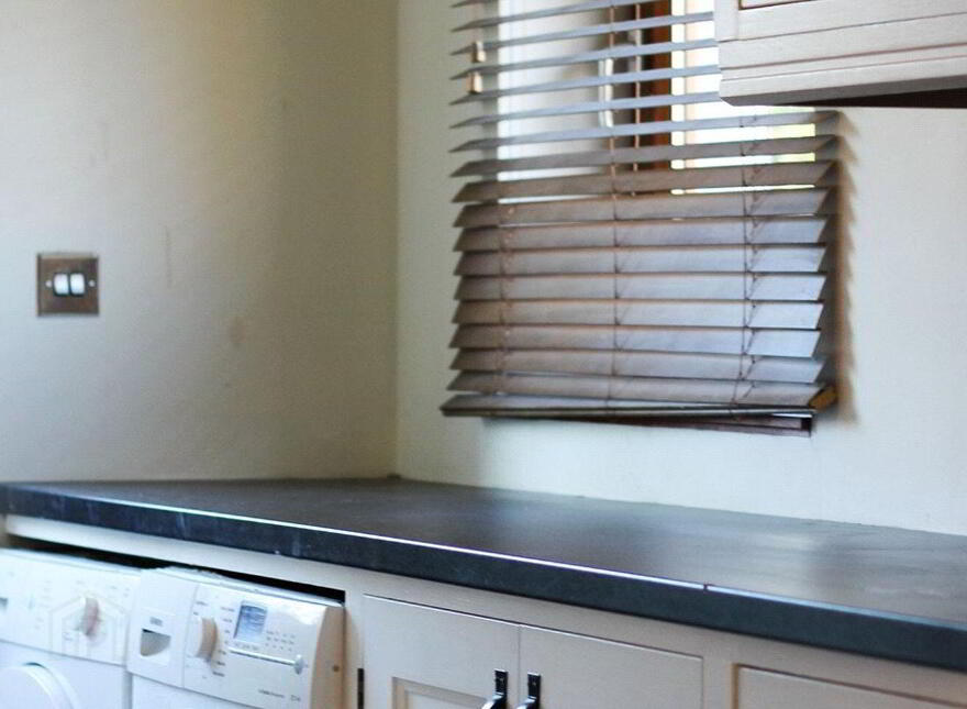1 Cahir Lodges, Cahir, Tullig, V93W088