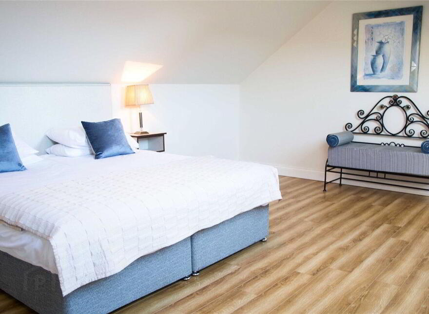 1 Cahir Lodges, Cahir, Tullig, V93W088