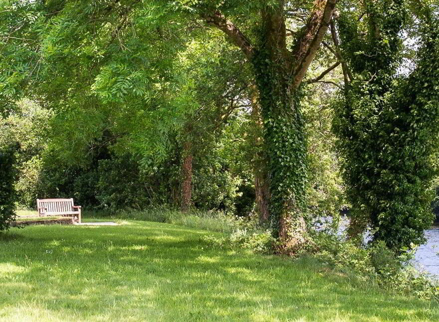 1 Cahir Lodges, Cahir, Tullig, V93W088