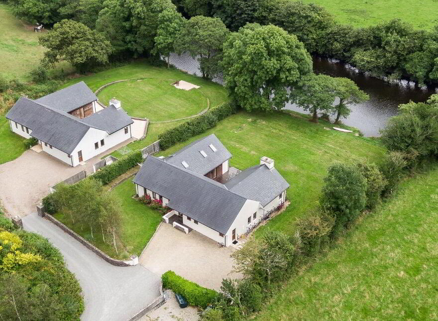 1 Cahir Lodges, Cahir, Tullig, V93W088