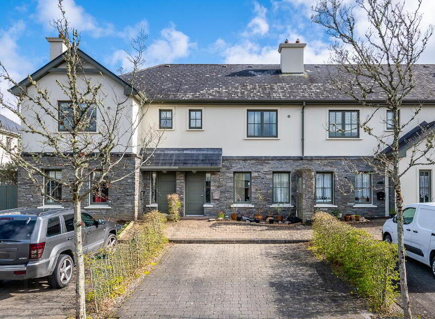 23 Oakwood Manor, Kenmare, V93PK37 photo