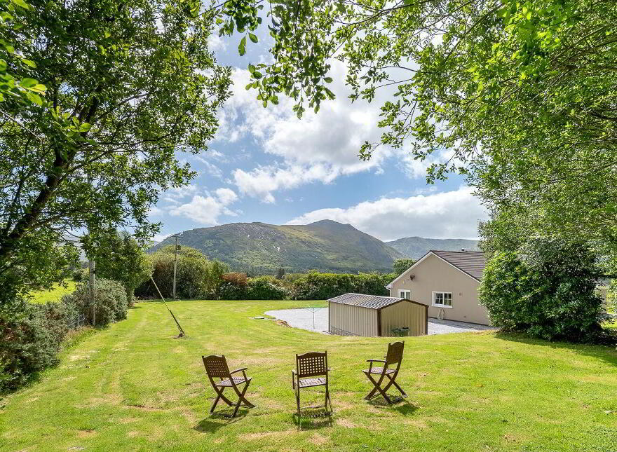 Clogherane, Lauragh Upper, Lauragh, V93Y681