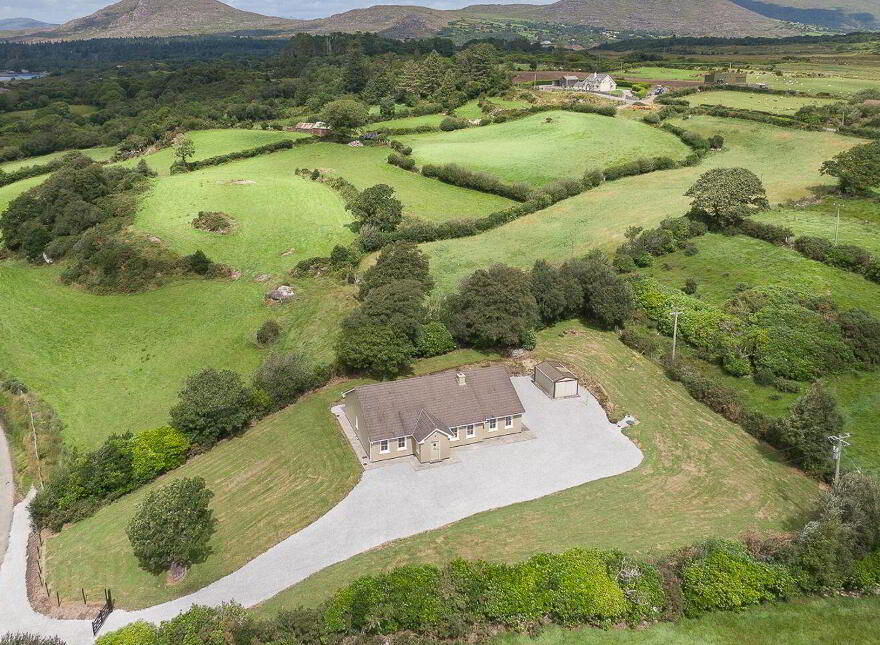 Clogherane, Lauragh Upper, Lauragh, V93Y681