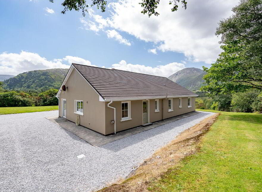 Clogherane, Lauragh Upper, Lauragh, V93Y681