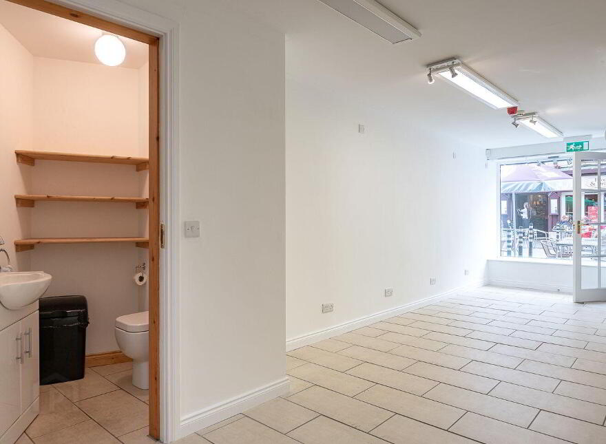 30 Henry Street, Kenmare, V93YX74