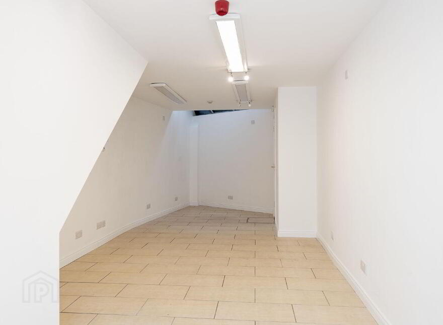 30 Henry Street, Kenmare, V93YX74