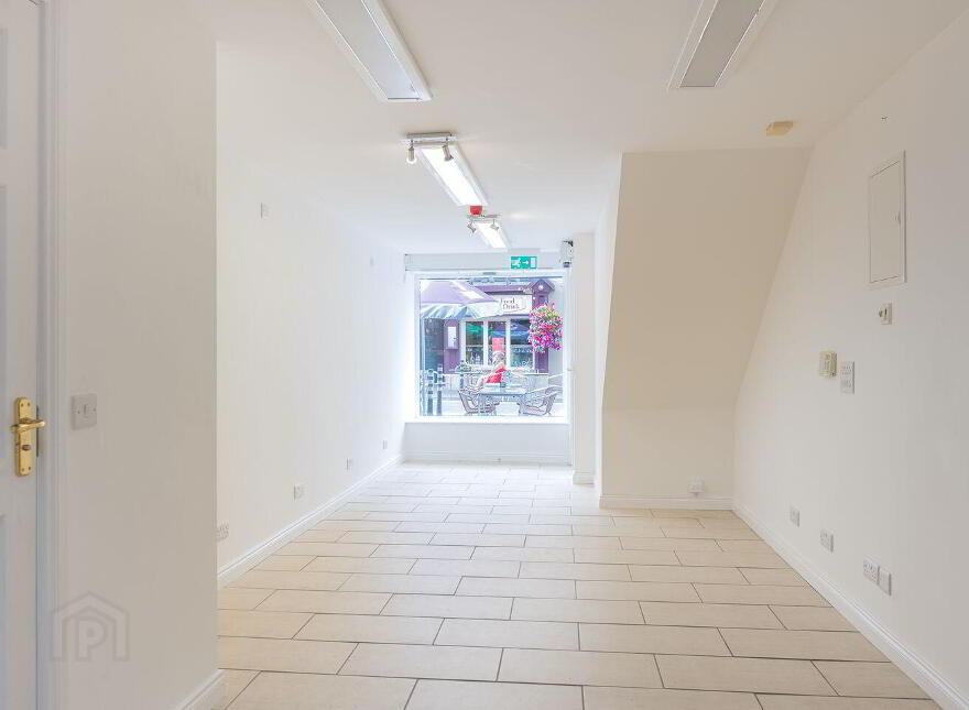 30 Henry Street, Kenmare, V93YX74