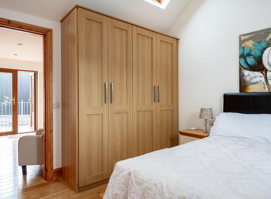 30 Henry Street, Kenmare, V93YX74