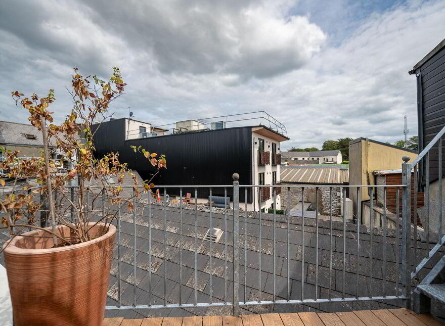 30 Henry Street, Kenmare, V93YX74