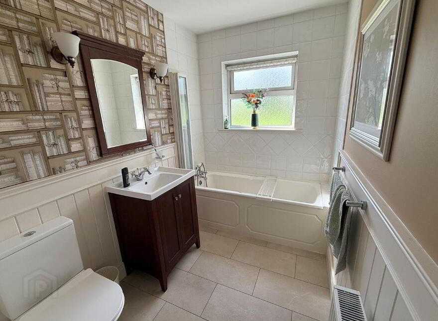 Coolgarriv, Tralee Road, Killarney, V93P6P0