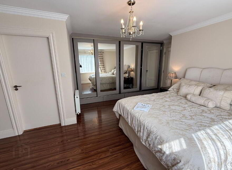 Coolgarriv, Tralee Road, Killarney, V93P6P0