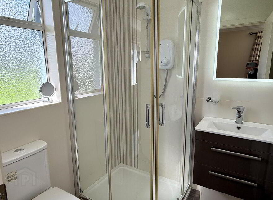 Coolgarriv, Tralee Road, Killarney, V93P6P0