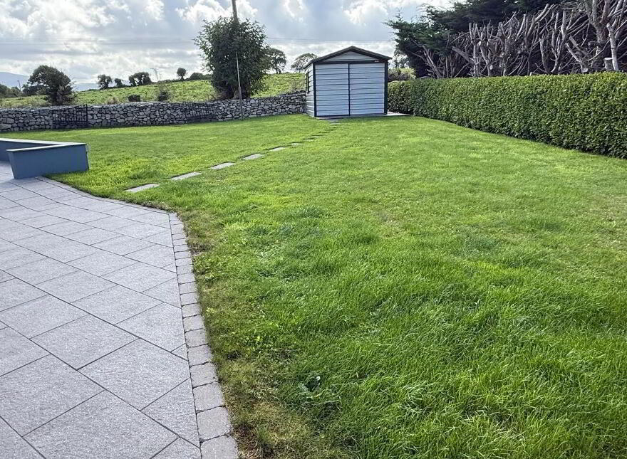 Coolgarriv, Tralee Road, Killarney, V93P6P0