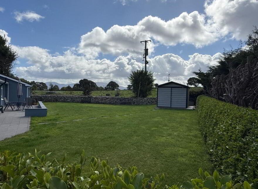 Coolgarriv, Tralee Road, Killarney, V93P6P0