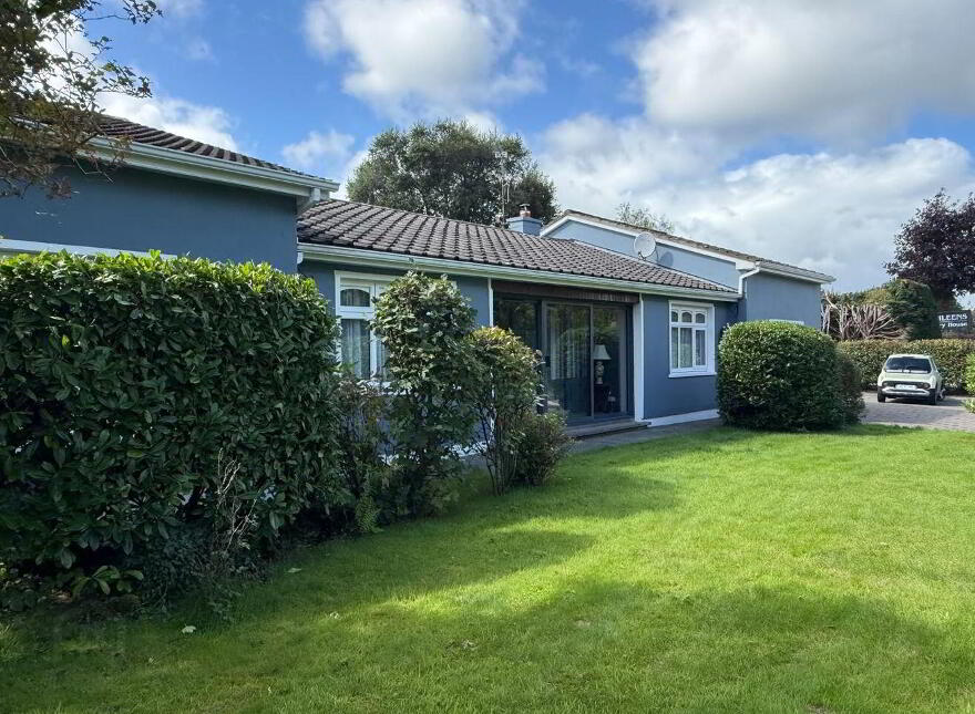 Coolgarriv, Tralee Road, Killarney, V93P6P0