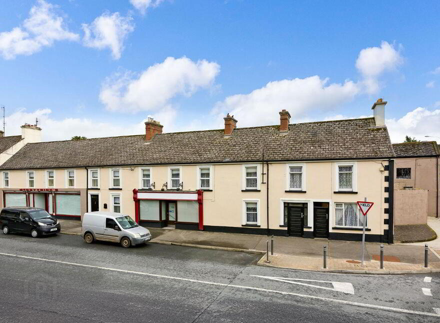 McGettricks, O'Connell Street, Ballymote, F56TX29