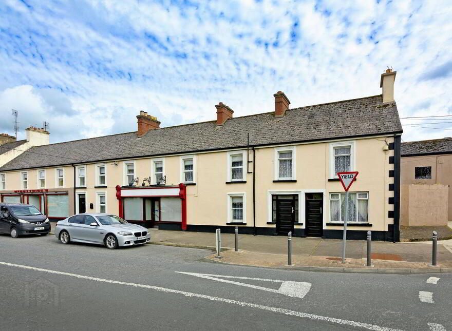McGettricks, O'Connell Street, Ballymote, F56TX29