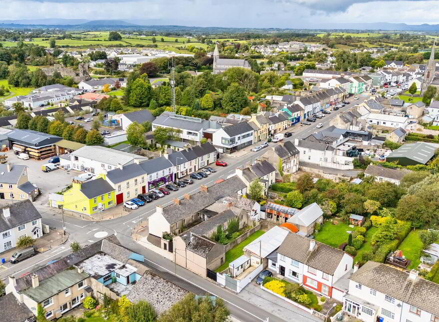 McGettricks, O'Connell Street, Ballymote, F56TX29