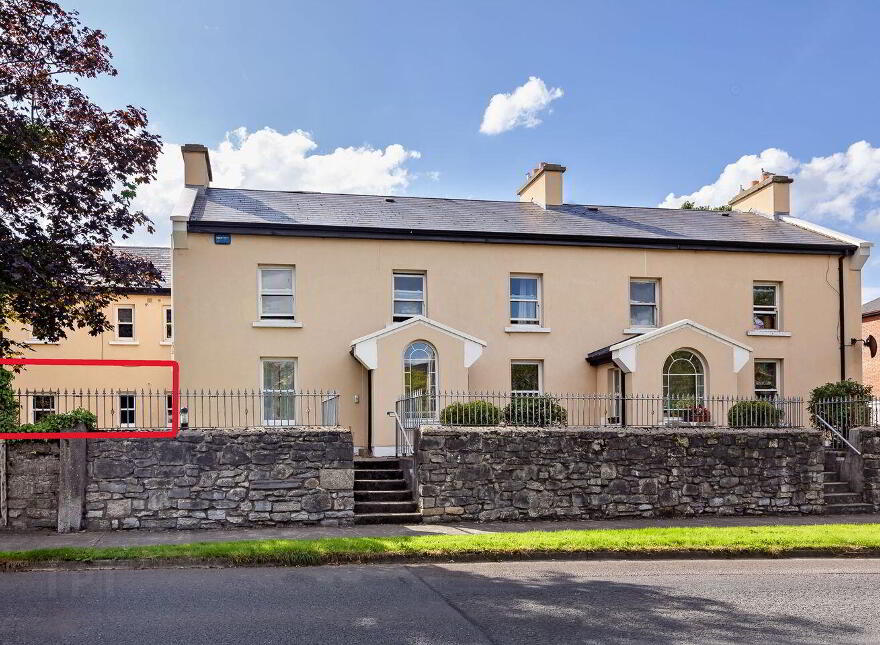 2 Hollymount Court, Sligo, F91PK74 photo
