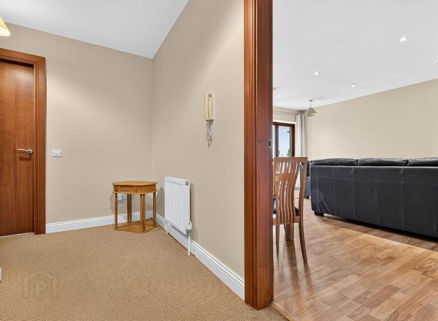 13 Edenmount Hall, Brooklawns, Sligo