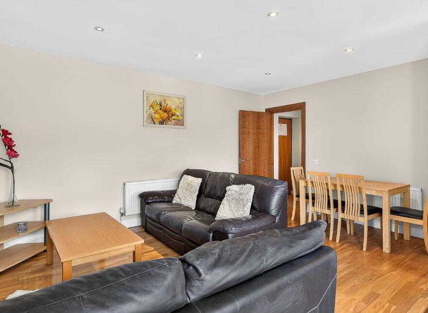13 Edenmount Hall, Brooklawns, Sligo