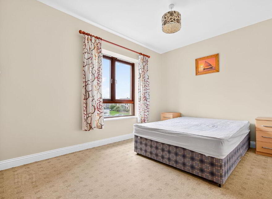 13 Edenmount Hall, Brooklawns, Sligo