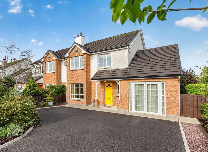4 Ox Crescent, Tubbercurry, F91A9Y6