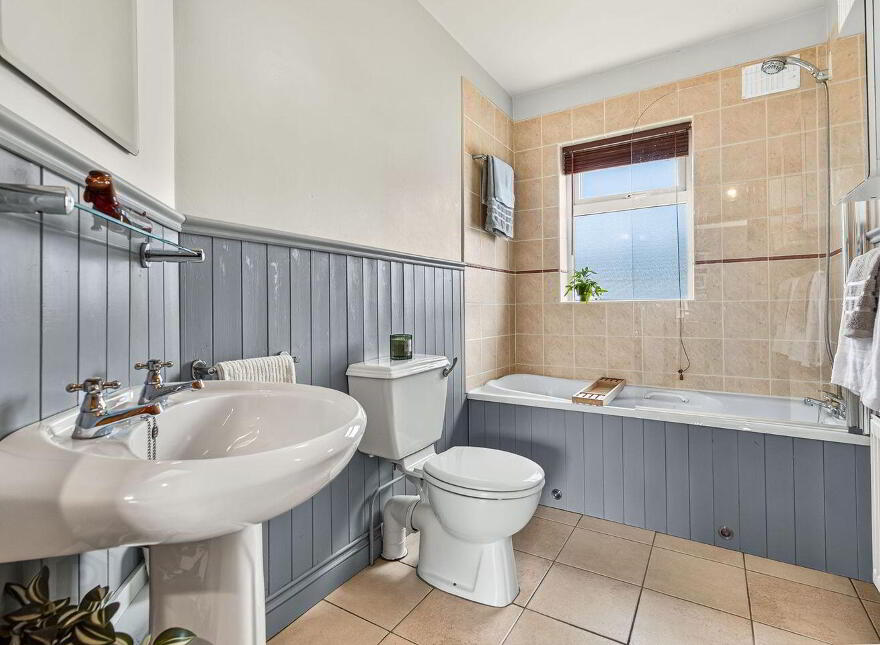 4 Ox Crescent, Tubbercurry, F91A9Y6