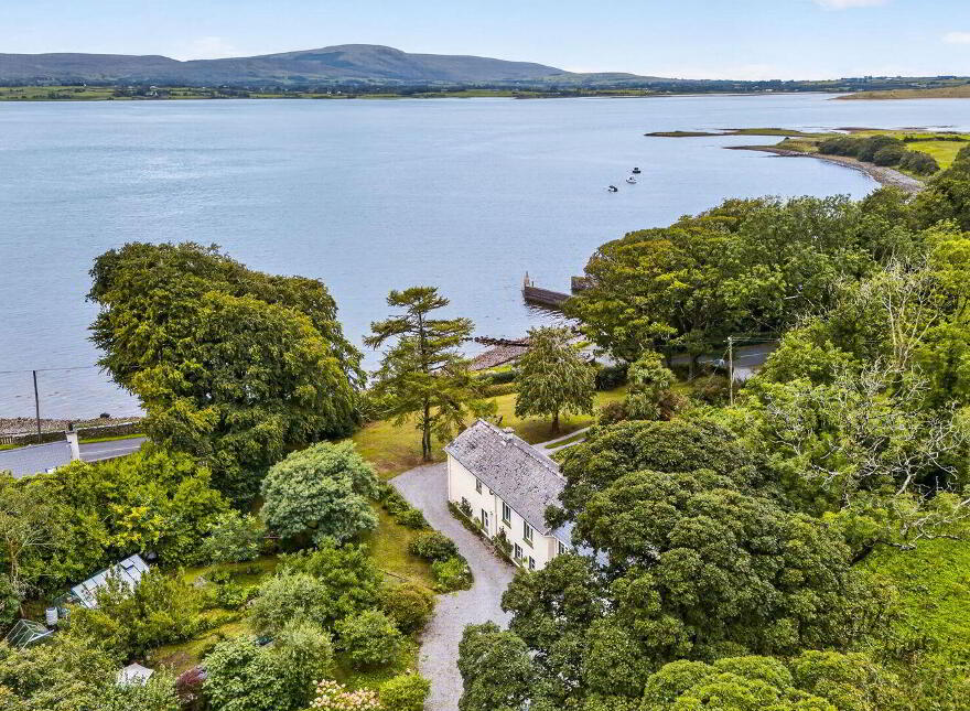 Rockview House ( Formerly Rockville House), Strandhill, F91R983
