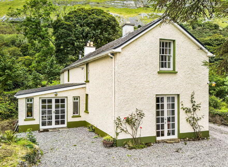 Rockview House ( Formerly Rockville House), Strandhill, F91R983