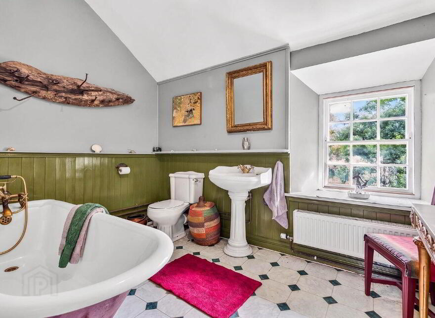 Rockview House ( Formerly Rockville House), Strandhill, F91R983