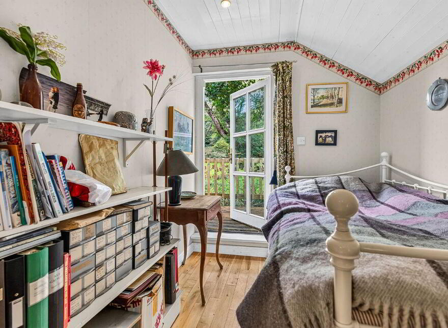Rockview House ( Formerly Rockville House), Strandhill, F91R983