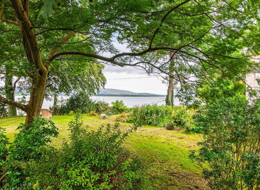 Rockview House ( Formerly Rockville House), Strandhill, F91R983