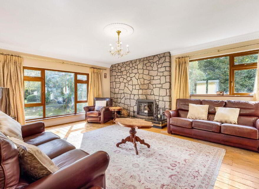 Belgree House, On Approx, 1.67 Hec (4, 12 Acres), Kilmartin Lane, Hollystown, D15W9R9