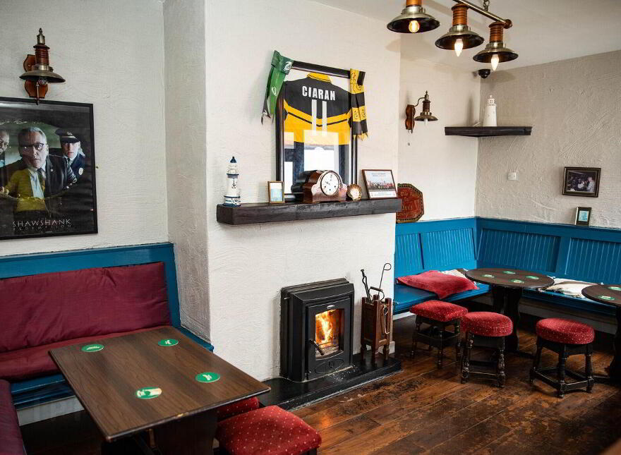 Una's Bar And Apartment, Fallmore, Blacksod, Fallmore, F26HD34