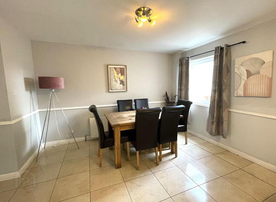 26 Monument Street, Westport, F28N526