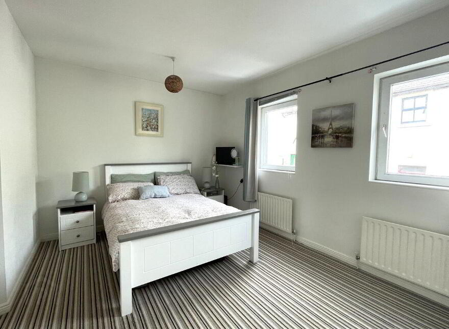 26 Monument Street, Westport, F28N526