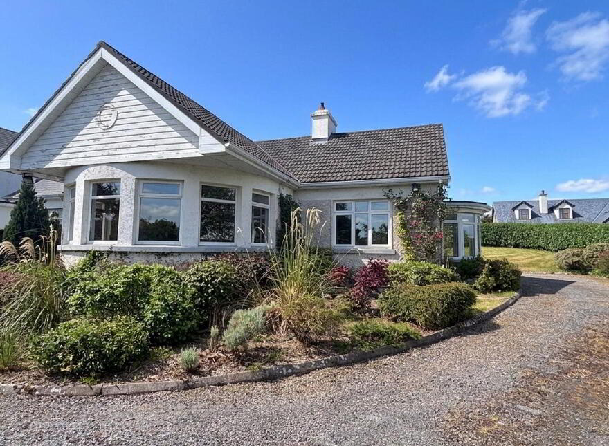 Leenane Road, Carrowbaun, Westport, F28HA25