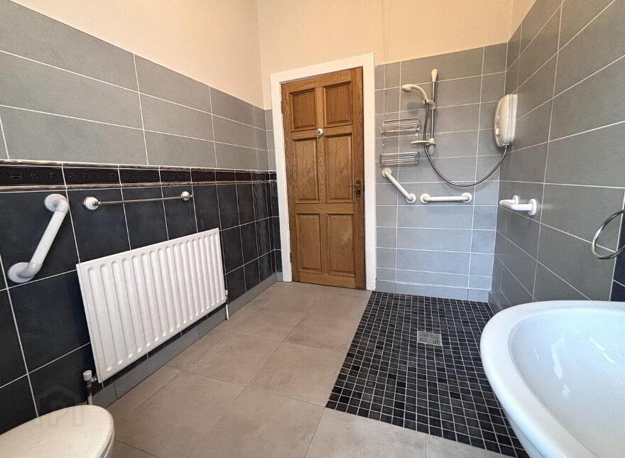 Leenane Road, Carrowbaun, Westport, F28HA25