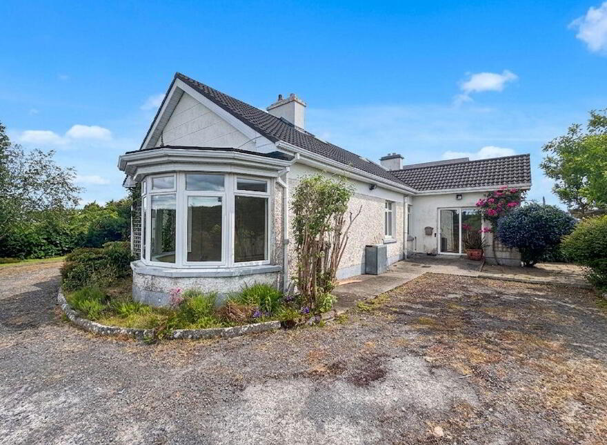 Leenane Road, Carrowbaun, Westport, F28HA25