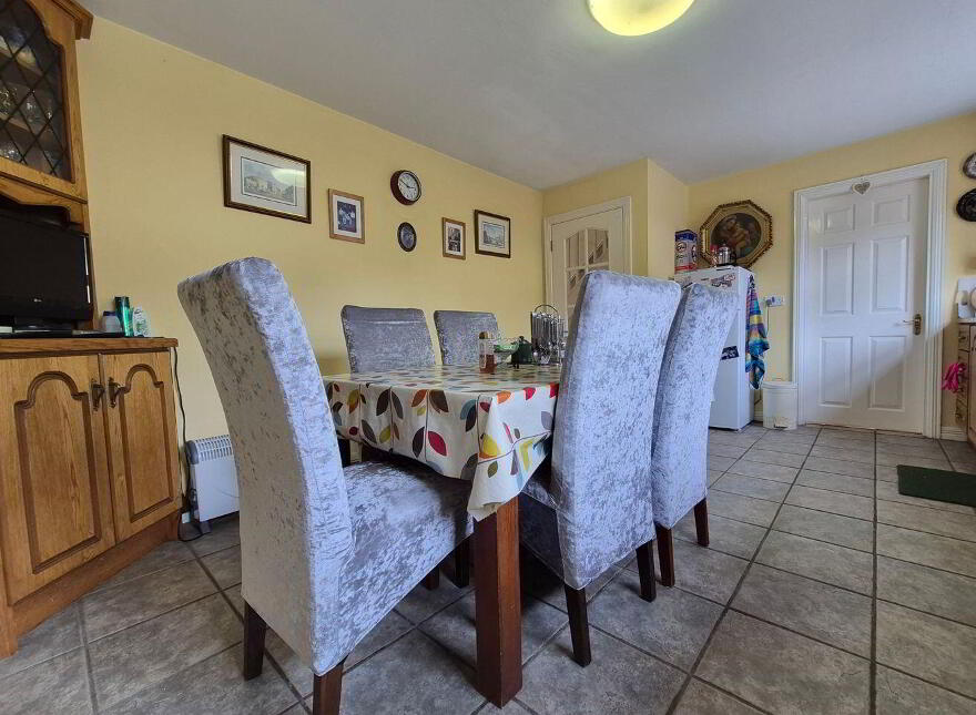 5 Woodpark, Quay Road, Westport, F28VH01