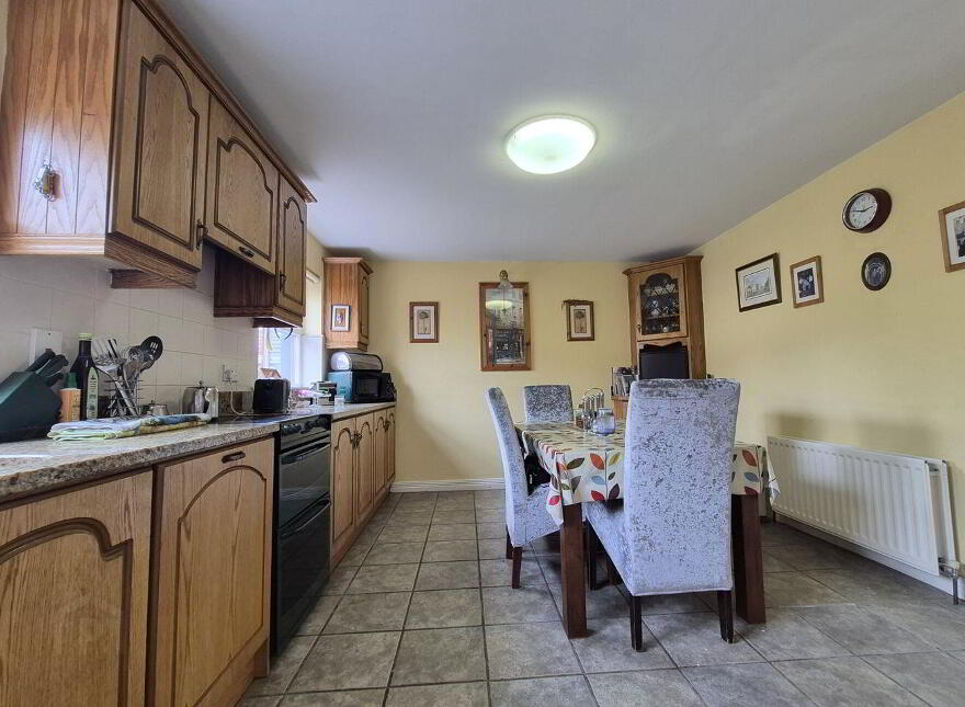 5 Woodpark, Quay Road, Westport, F28VH01