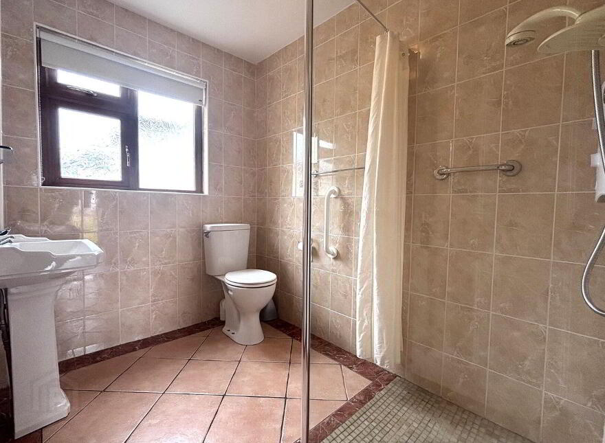 18 Fr Angelus Park, Castlebar Road, Westport, F28F512