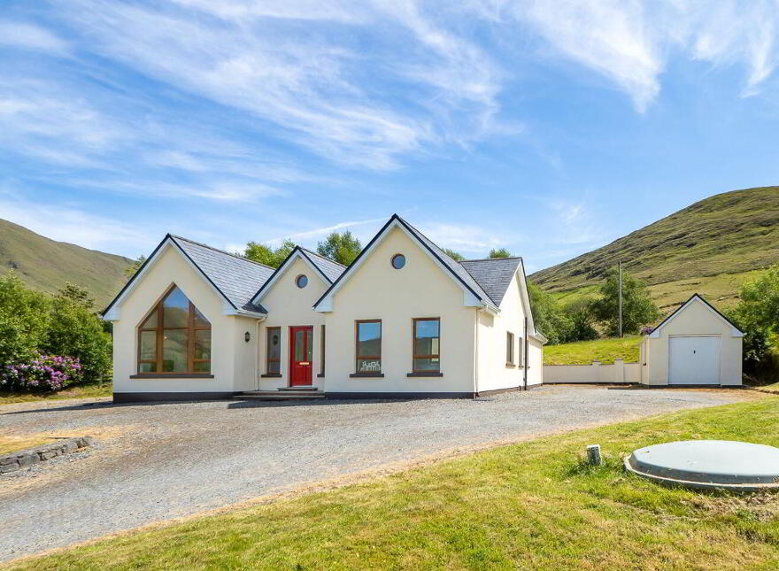 House, & 5.75 Acres, Naomh Aine, Glennagevlagh, Glennagevlagh, H91HD7T