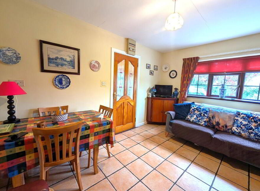 Pier Road, Murrisk, Killadangan, F28PY86