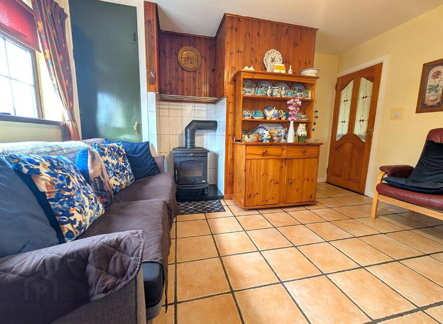 Pier Road, Murrisk, Killadangan, F28PY86