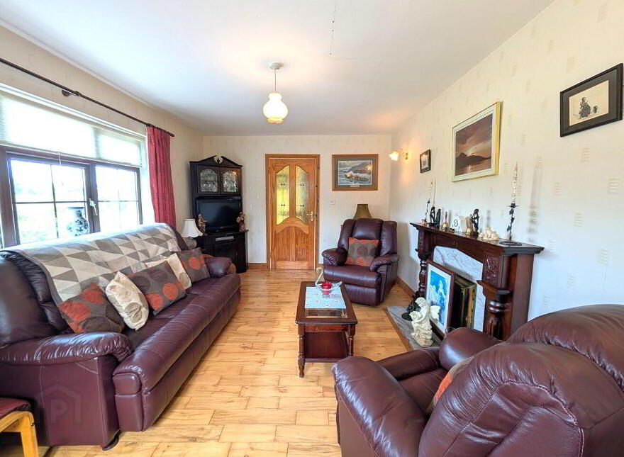Pier Road, Murrisk, Killadangan, F28PY86