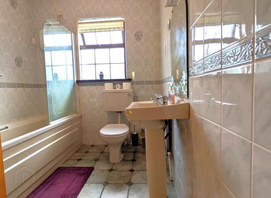 Pier Road, Murrisk, Killadangan, F28PY86